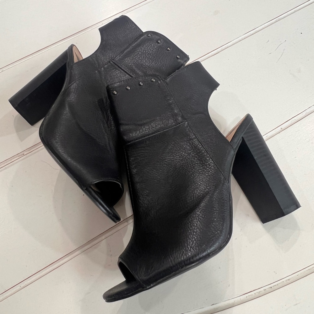 Penny Love Kenny heels